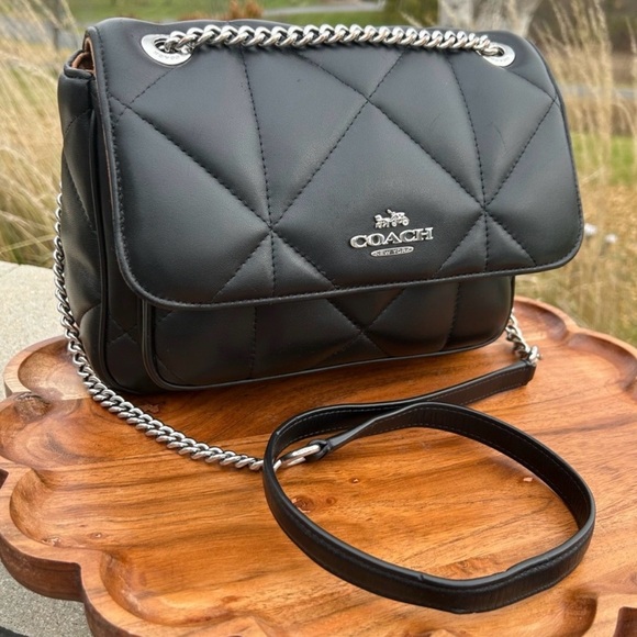 Coach Klare 25 Black Puffy Diamond Quilted Crossbody Black Quilted Crossbody Bag - Picture 2 of 11